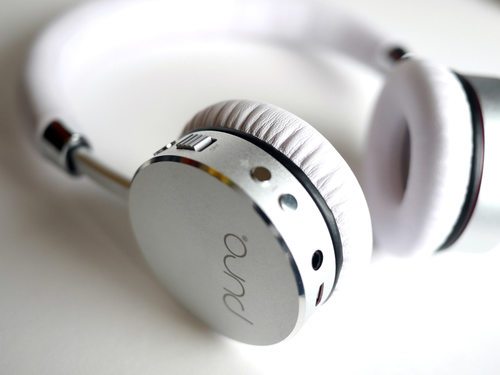 Bluetooth headphones protect children's hearing